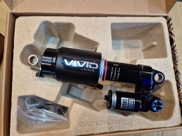 Brugt RockShox Vivid Ultimate RC2T D1 Trunnion 210x55 Rear Suspension