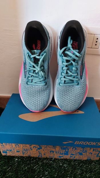 Used Brooks Glycerin 21 bike — image 6 of 10