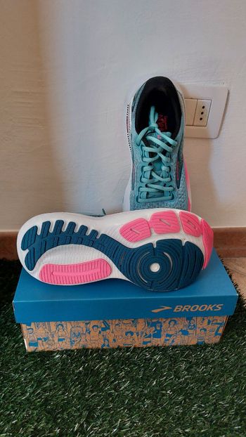 Used Brooks Glycerin 21 bike — image 7 of 10