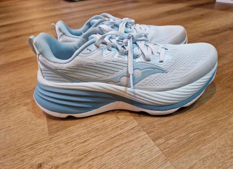 Used Saucony Chaussure de course bike — image 1 of 5