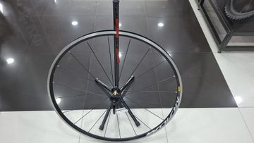 Used Mavic Aksium Front Road Wheel V-Brake 2025 Wheels