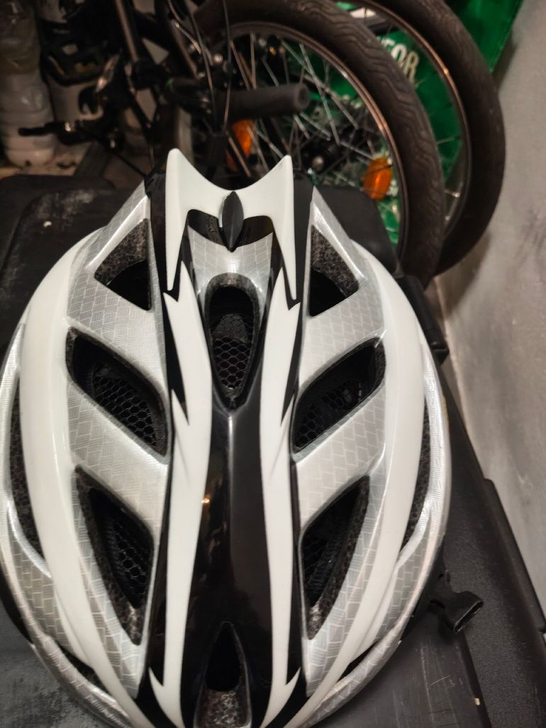 Used Bikeyoke Casco Helmet 2016 bike — image 5 of 6