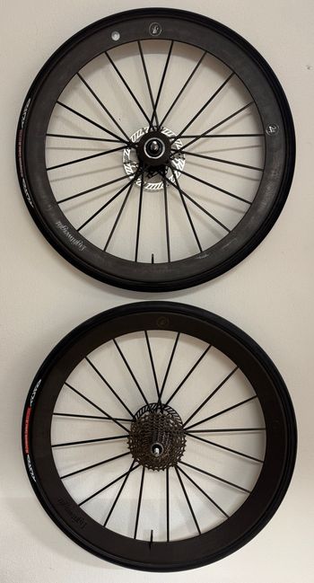 Lightweight, Meilenstein Disc Tubular Black Edition | Ceramic Speed