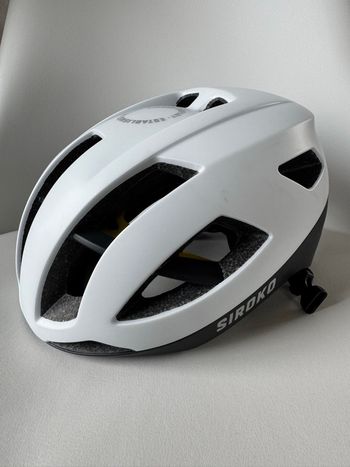 Used Siroko HE Circuit Helmet 2024 bike — image 1 of 5