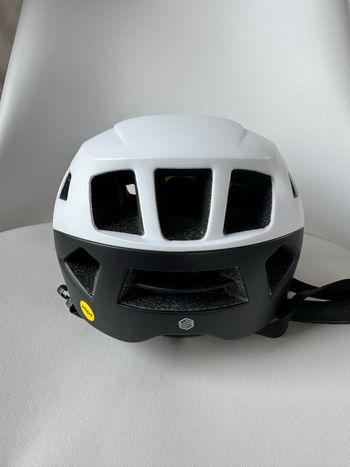 Used Siroko HE Circuit Helmet 2024 bike — image 4 of 5