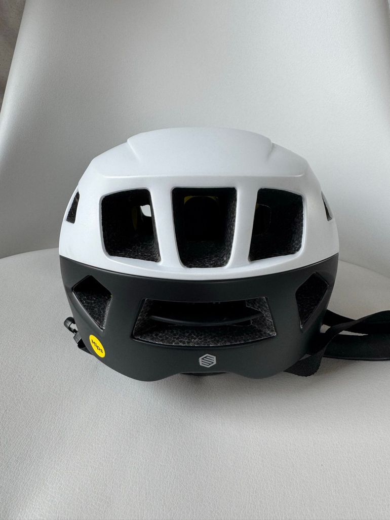 Used Siroko HE Circuit Helmet 2024 bike — image 4 of 5