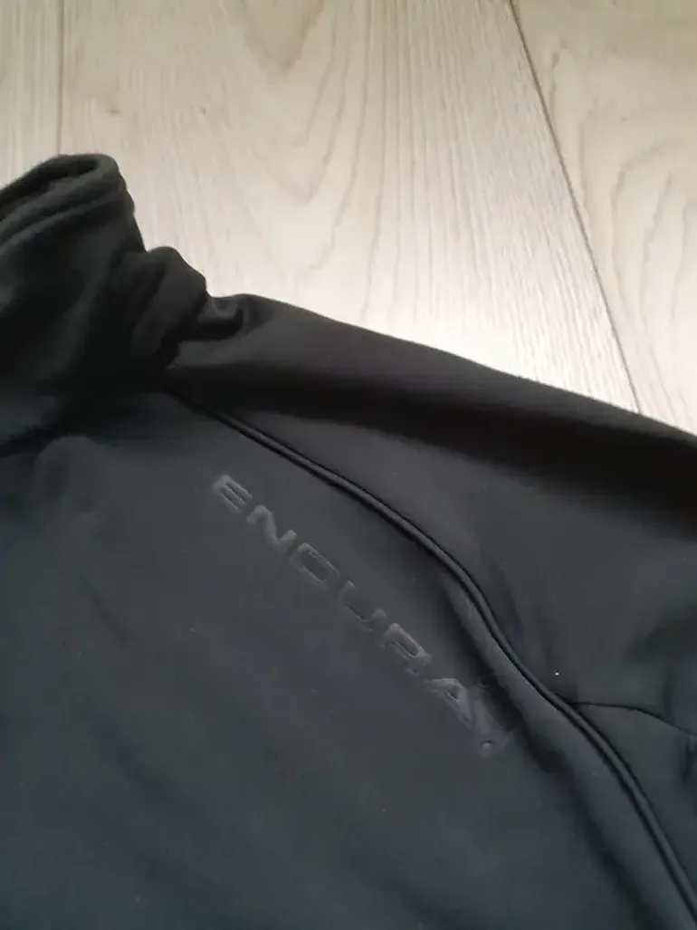 Used Endura Winter Jersey bike — image 2 of 4