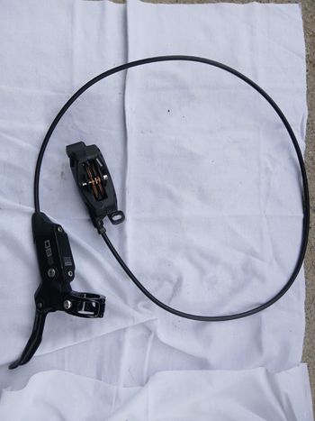 Used Sram db8 2023 bike — image 1 of 2