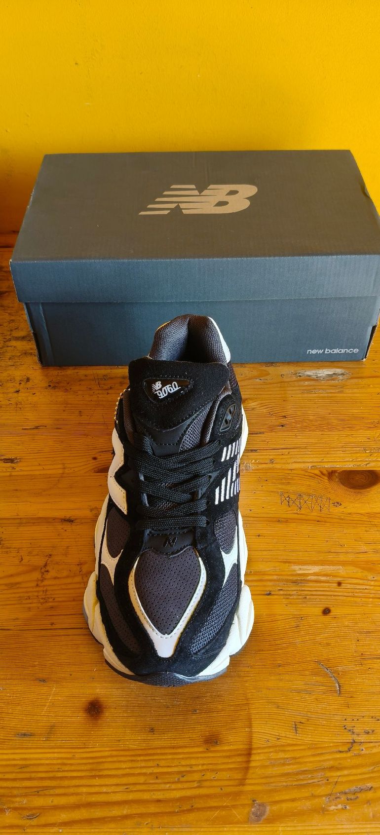 Used New Balance 9060 Black White 2026 bike — image 4 of 6