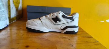 New Balance 550 White / Black 2026 Running Shoes d'occasion