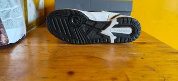Used New Balance 550 White / Black 2026 bike — image 5 of 5