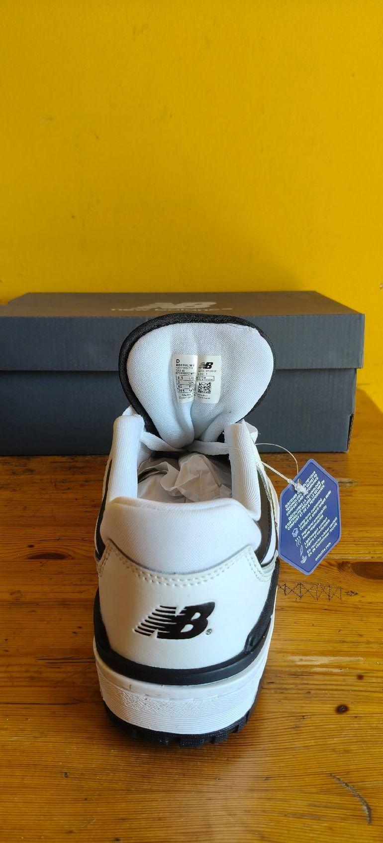 Used New Balance 550 White / Black 2026 bike — image 3 of 5