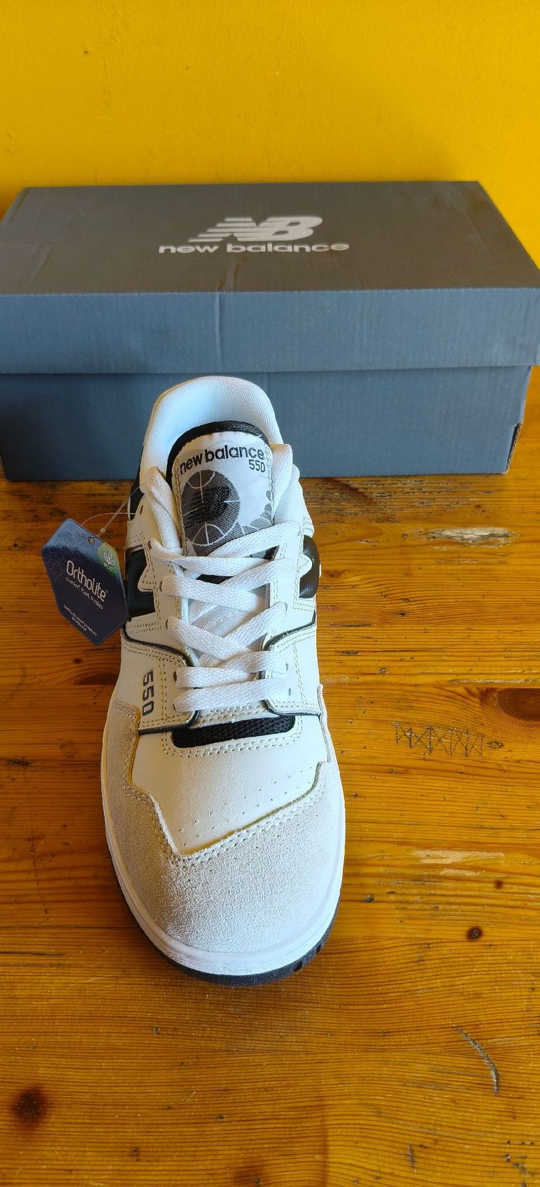 Used New Balance 550 White / Black 2026 bike — image 4 of 5