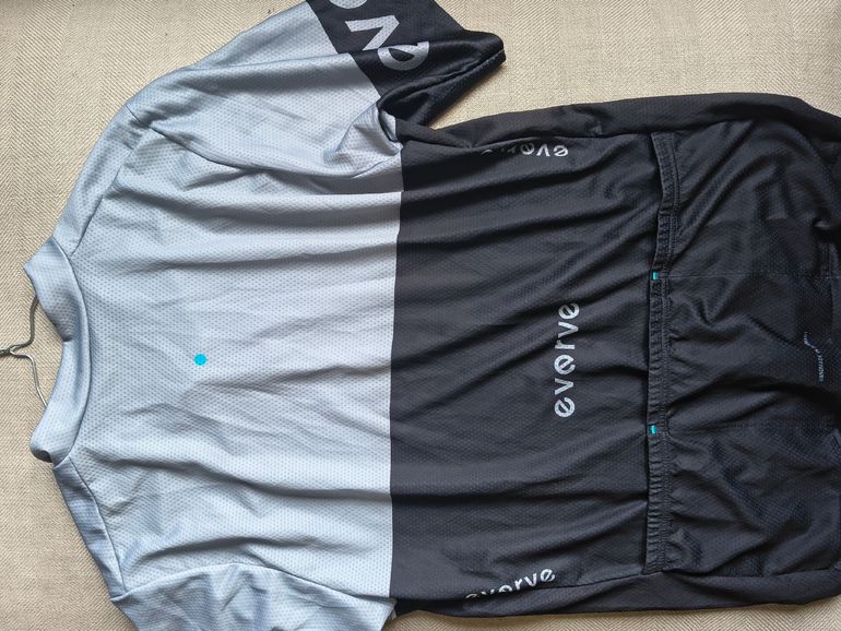 Used Everve Jersey bike — image 6 of 7