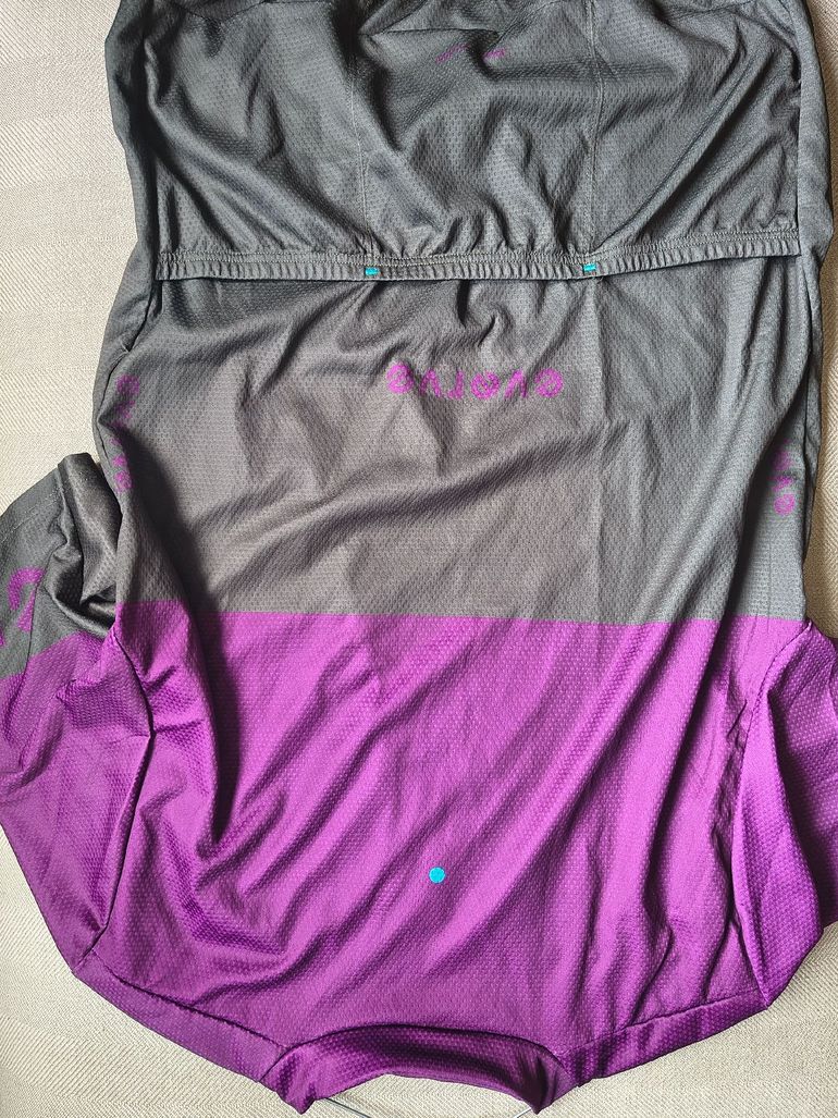 Used Everve Jersey bike — image 2 of 7