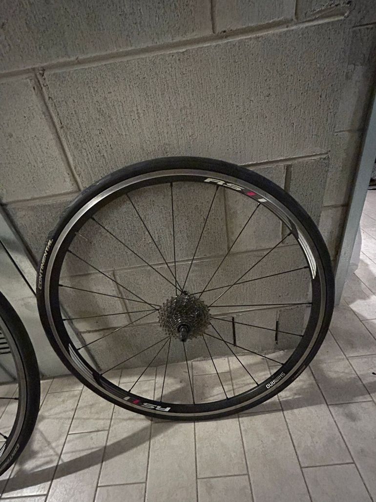 Used Shimano Ruote RS11 bike — image 1 of 5