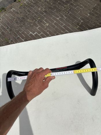 Used Deda Elementi Superleggera Carbon Handlebar 2025 bike — image 9 of 9