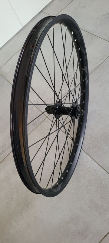 Tweedehands Giant VTT 27.7" Wheel 2020 bike — afbeelding 1 van 5