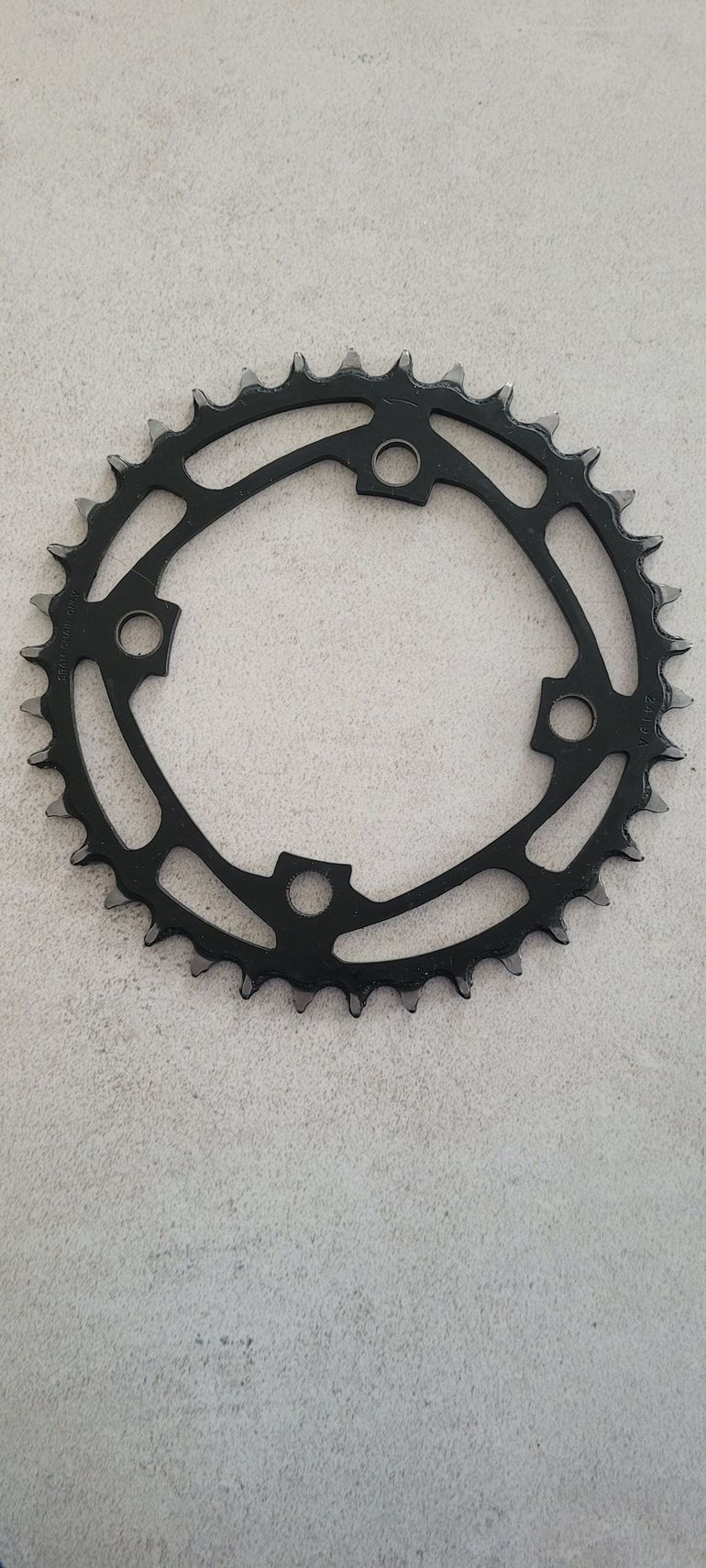 Used Sram Plateau 38 dents bike — image 2 of 3