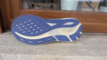 Used Asics GT-4000 4 Running Shoes 2026 bike — image 5 of 8