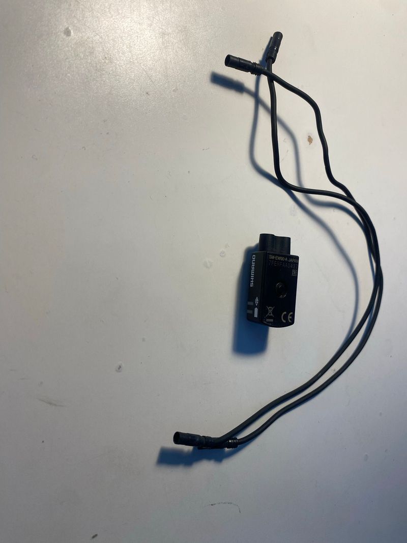 Used Shimano SM-EW90-A Cycling Accessories