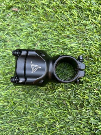 Used Race Face Turbine Stem bike