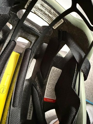 Used POC Ventral MIPS bike — image 7 of 9