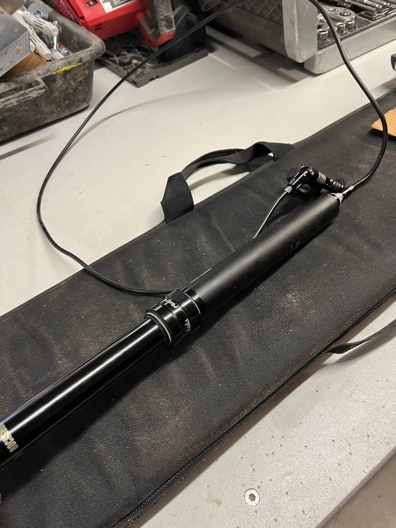 Used RockShox Reverb bike — image 3 of 6