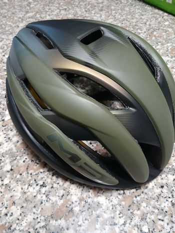 MET, Trenta MIPS Helmet