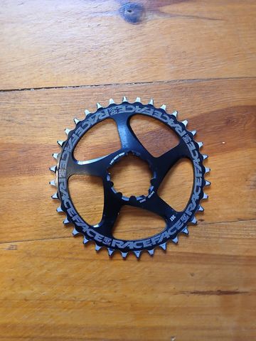 Race Face Direct Mount Narrow/Wide 36T Chainring 2020 Drivetrain & Pedals usato