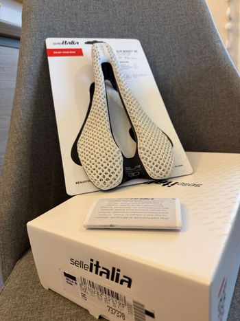Selle Italia, SLR Boost 3D White édition carbone