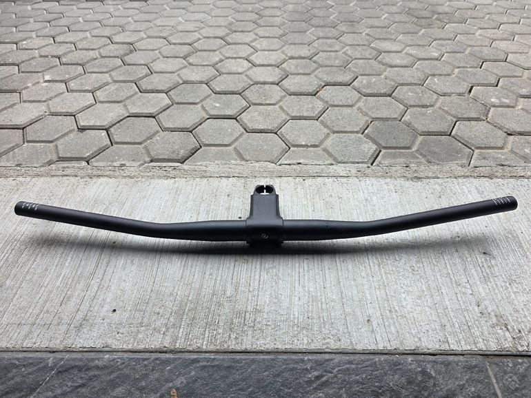 Used Syncros Attacco Manubrio e Piega 2023 bike — image 1 of 3