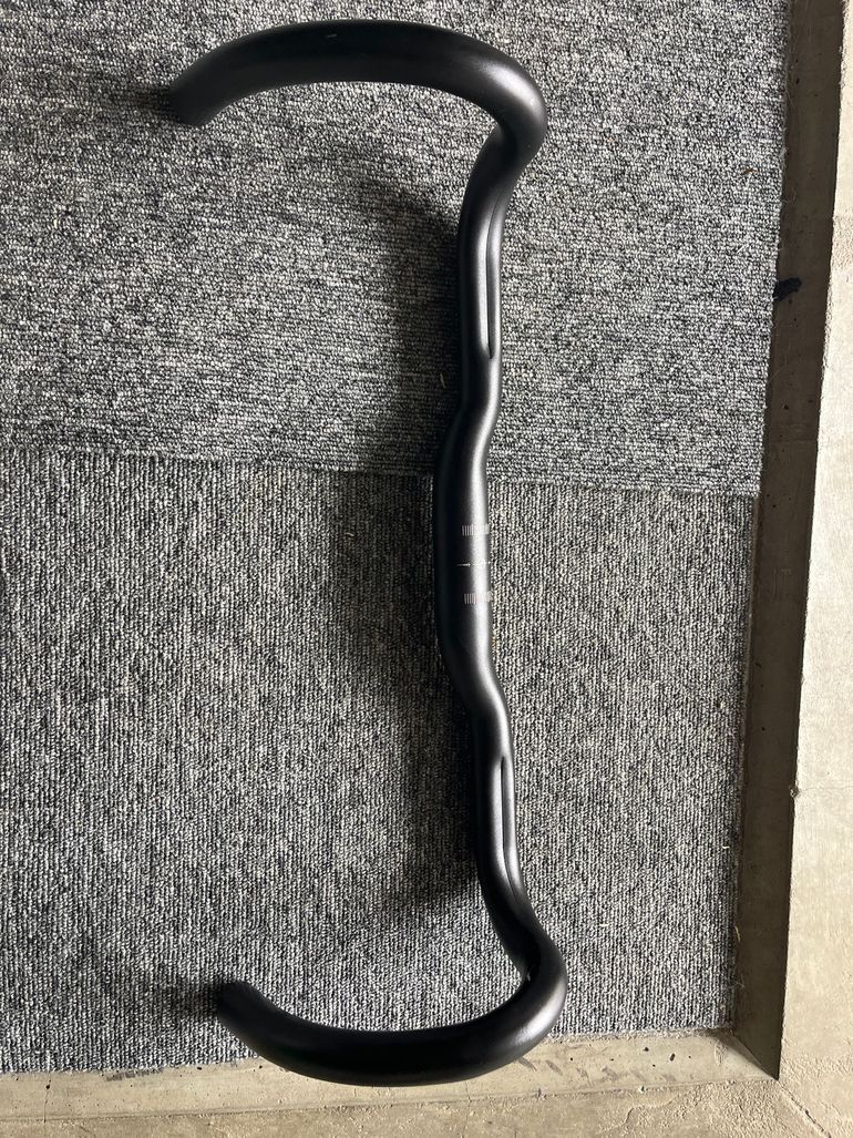 Used Lapierre Gravel Handlebar 2025 bike — image 1 of 2