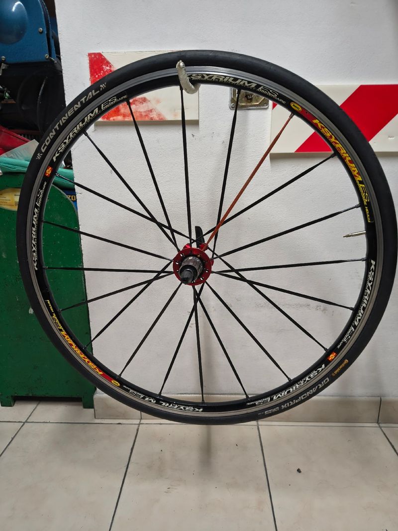 Mavic Ksyrium ES Wheelset 2014 bike d'occasion — image 2 sur 9