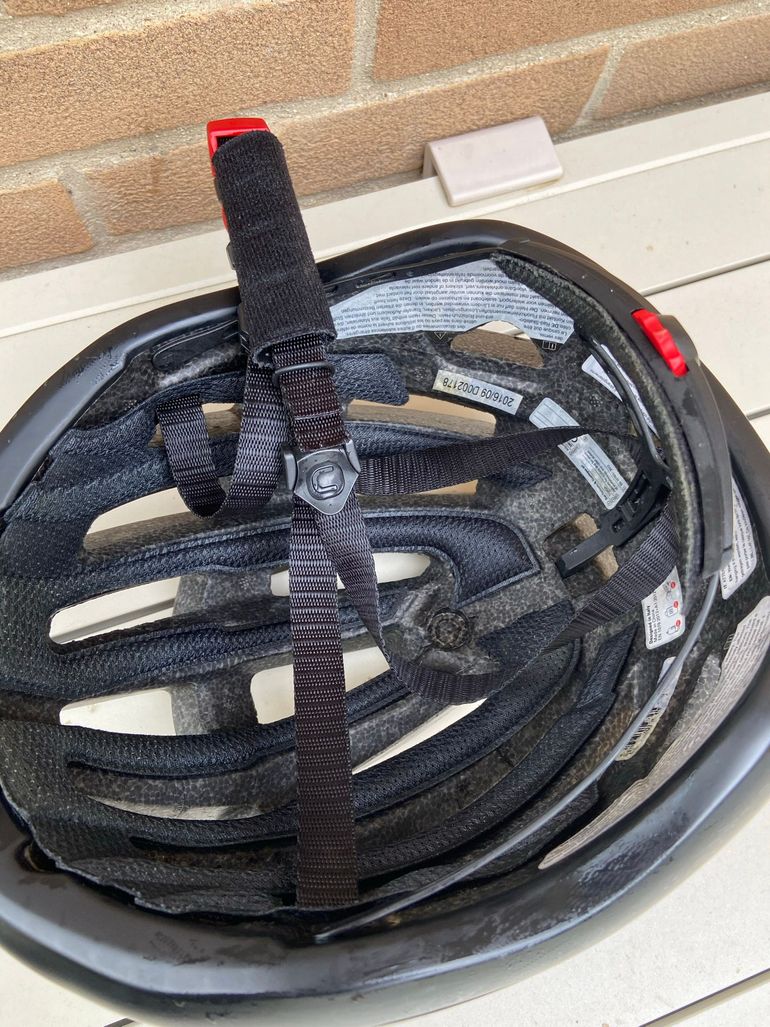 Used Dotout Targa Helmet bike — image 7 of 7