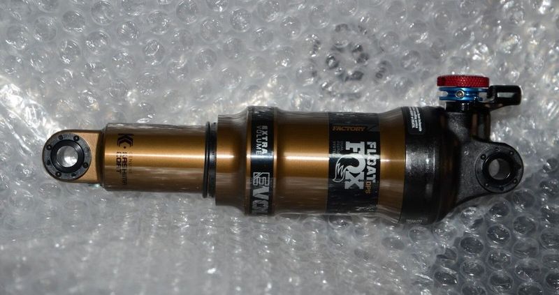 Fox Float DPS Factory Remote Up EVOL SV Rear Shock 165x38mm Rear Suspension usato