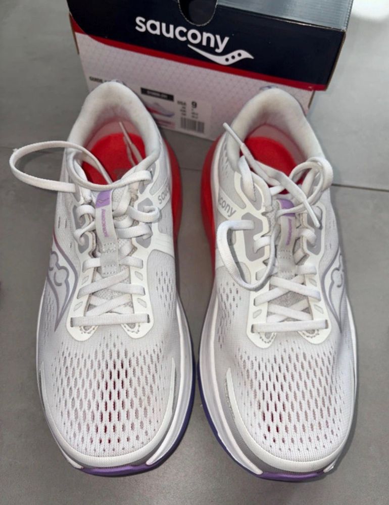 Used Saucony Guide 18 Donna 2026 bike — image 2 of 8