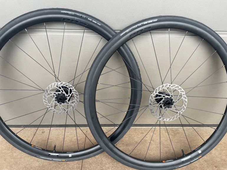 Used Giant Ruote strada NUOVE 2026 bike — image 1 of 6