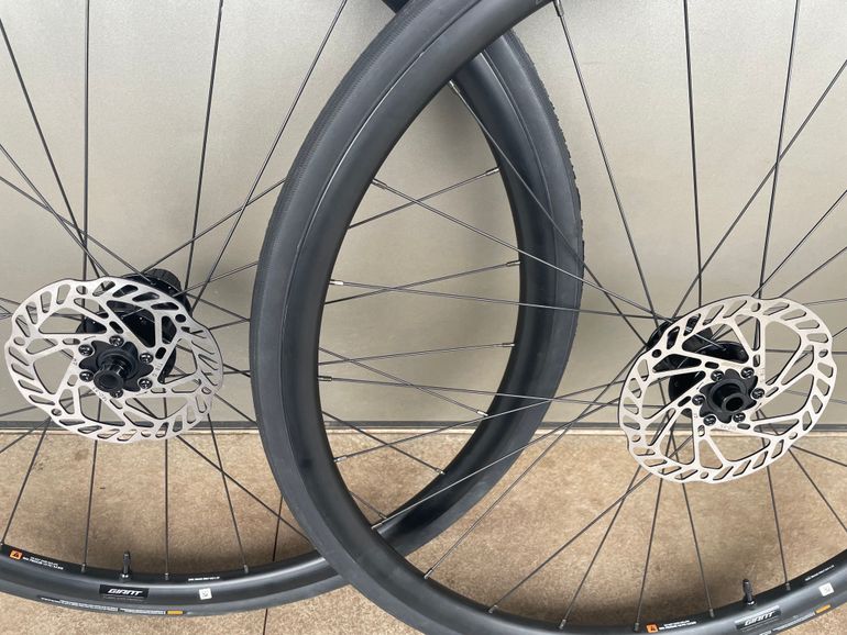 Used Giant Ruote strada NUOVE 2026 bike — image 3 of 6