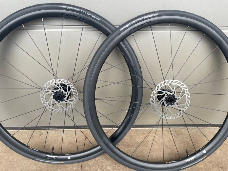Used Giant Ruote strada NUOVE 2026 bike — image 2 of 6