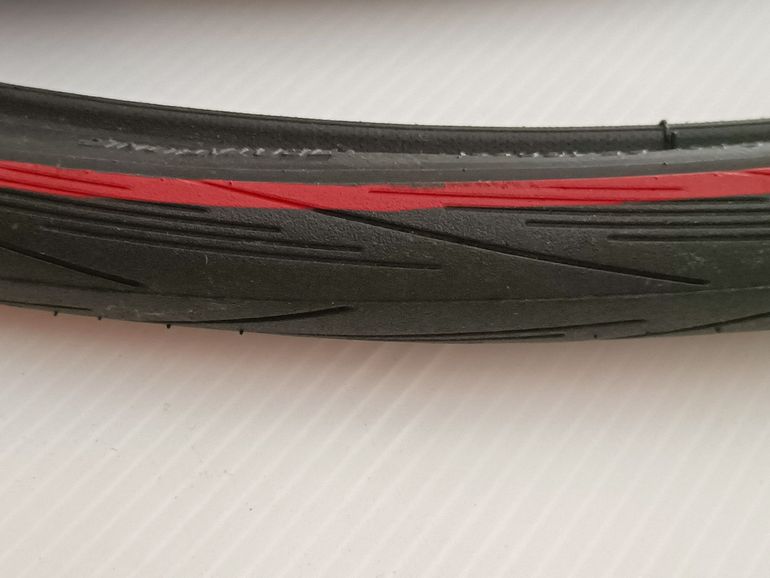 Used Schwalbe Lugano bike — image 8 of 8