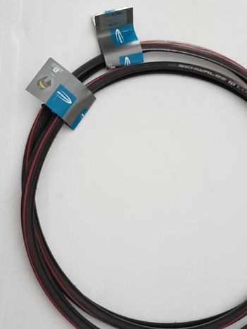 Used Schwalbe Lugano bike