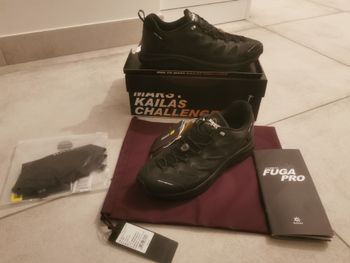 KAILAS, FUGA PRO 43 + guêtres + sac