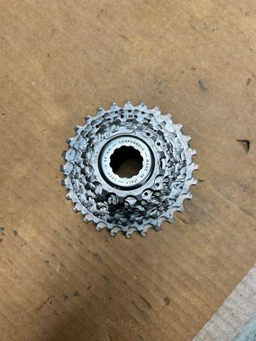 Campagnolo 10 pignoni Drivetrain & Pedals usato