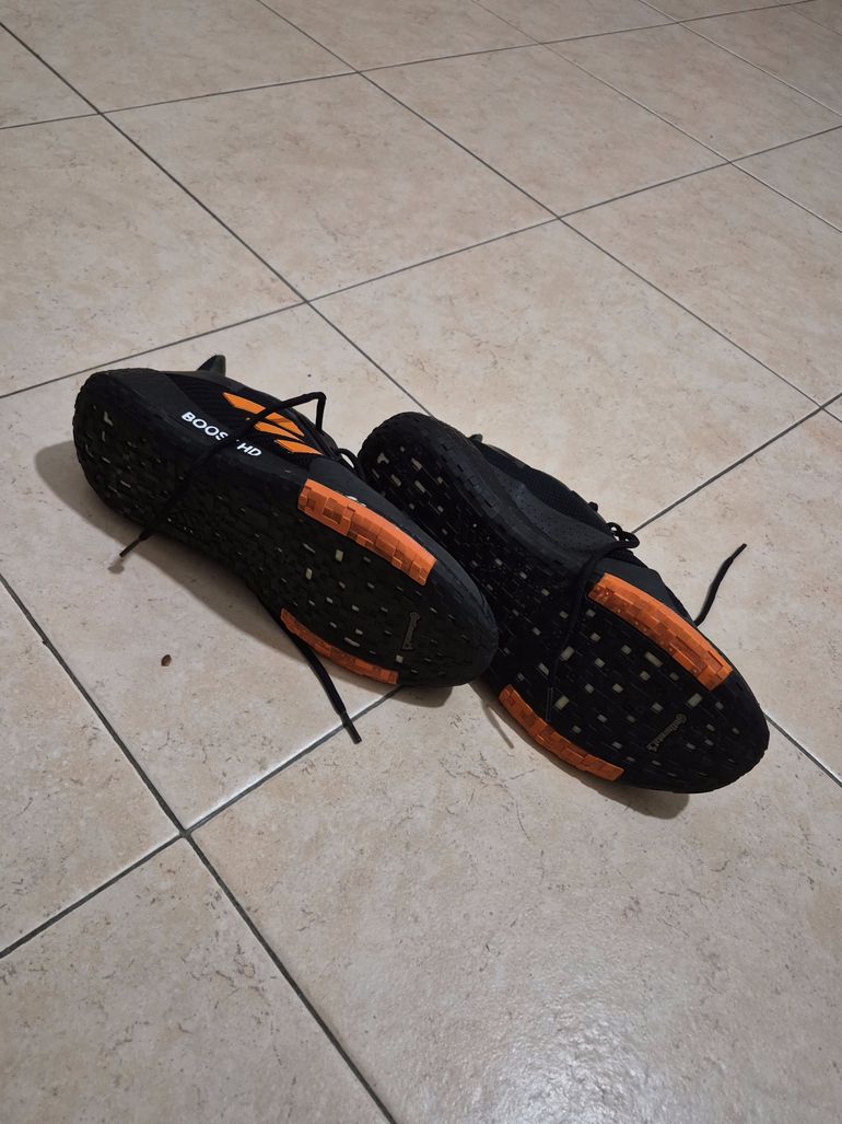 Used Adidas Scarpe boost hd 2021 bike — image 2 of 3