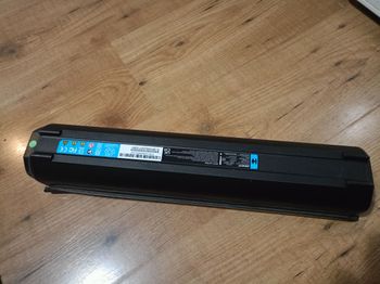 Giant, 625 watt Battery