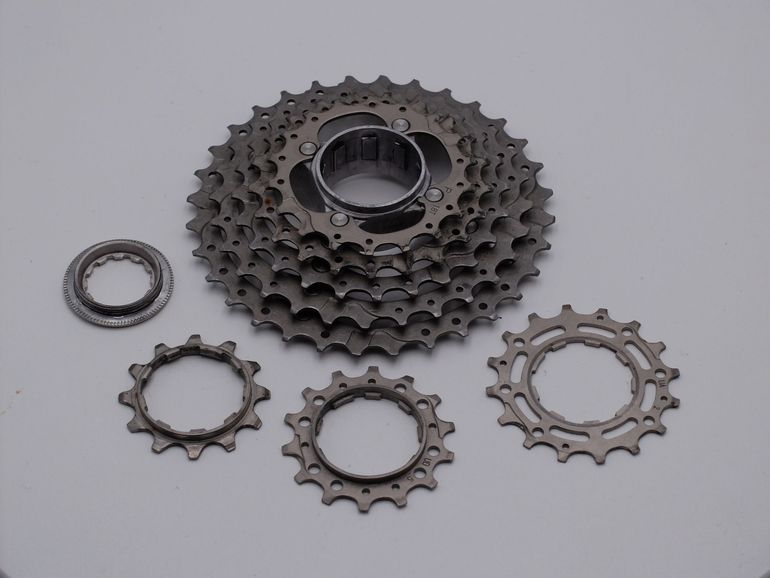 Used Shimano XTR CS-M950 Cassette 8-speed 12-32 bike — image 1 of 5