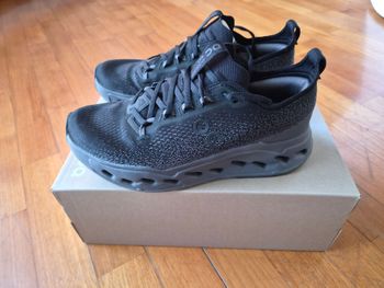 On Running, Cloudsurfer max