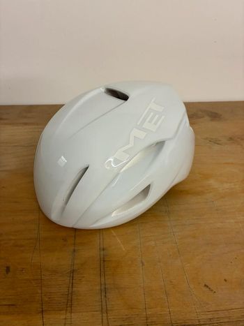 MET, Manta MIPS Absolute White M