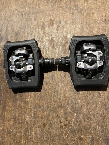 Gebrauchtes Shimano T400 Click'R SPD Pedals Drivetrain & Pedals